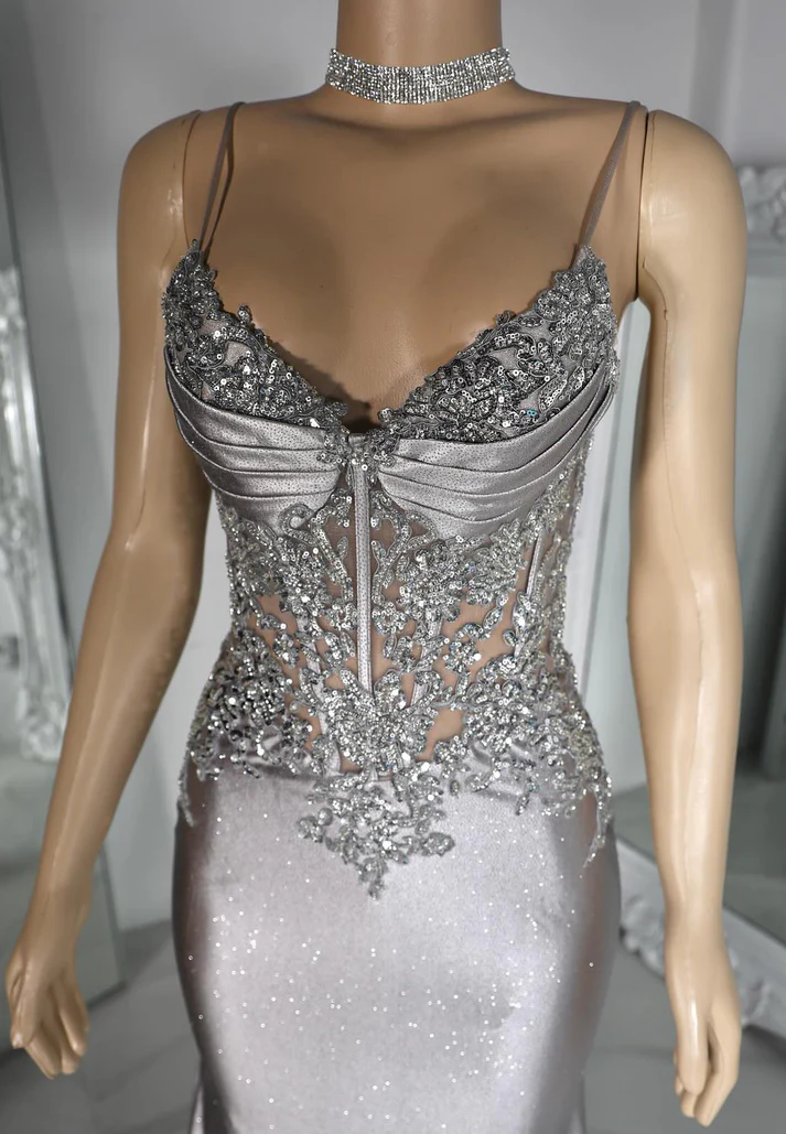 V-Neck Sleeveless Appliques Mermaid Sparkly Prom Dress for Black Girls