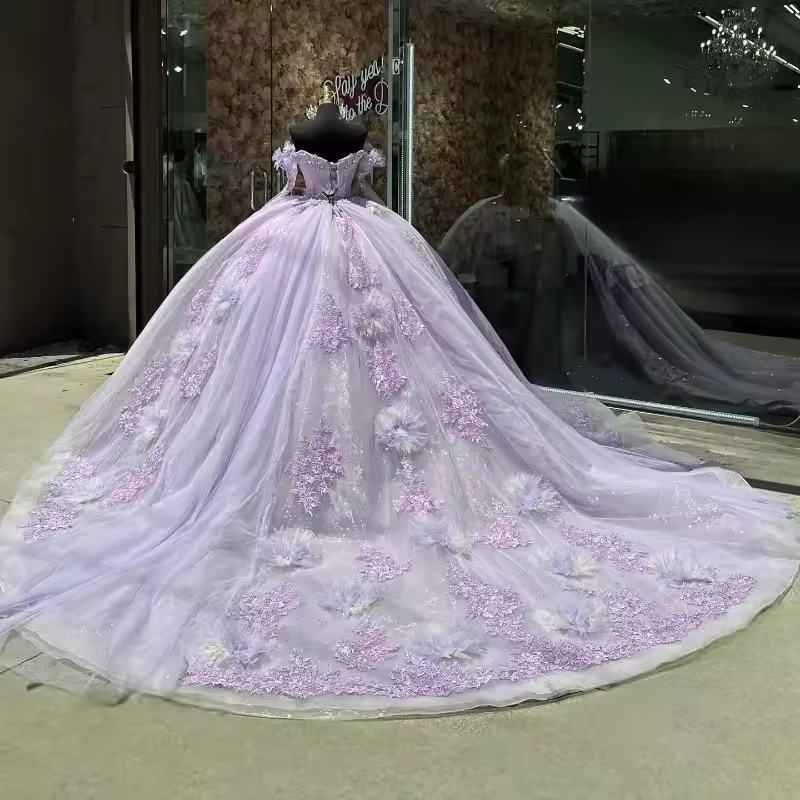 Lavender Quinceanera Dresses Elegant Off The Shoulder Applique Lace Beads Tull Princess Birthday Party Sweet 16 Dress Customized