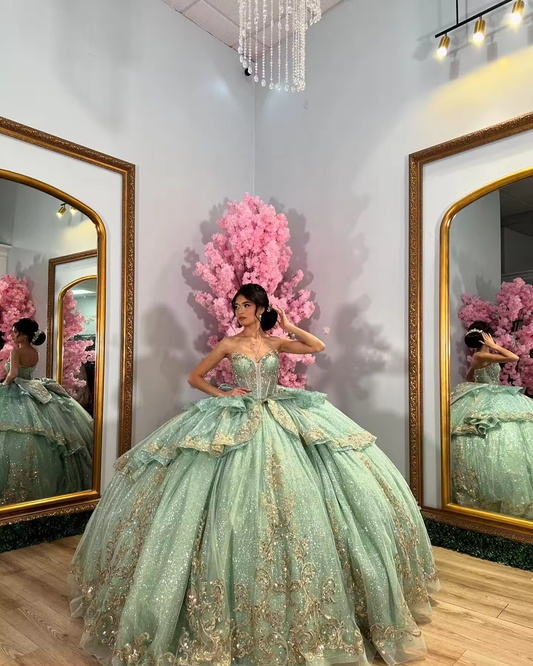 Green Quinceanera Dresses Crystals Beading Gold Applique Lace Bow Vestidos De 15 Anos Birthday Party Sweet 16 Dress Customized