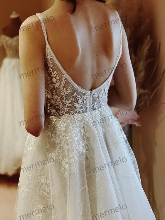 Charming Floor Length Spaghetti Straps Sleeveless A Line Lace Tulle Wedding Dress with Applique
