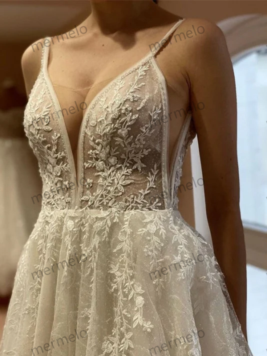 Charming Floor Length Spaghetti Straps Sleeveless A Line Lace Tulle Wedding Dress with Applique