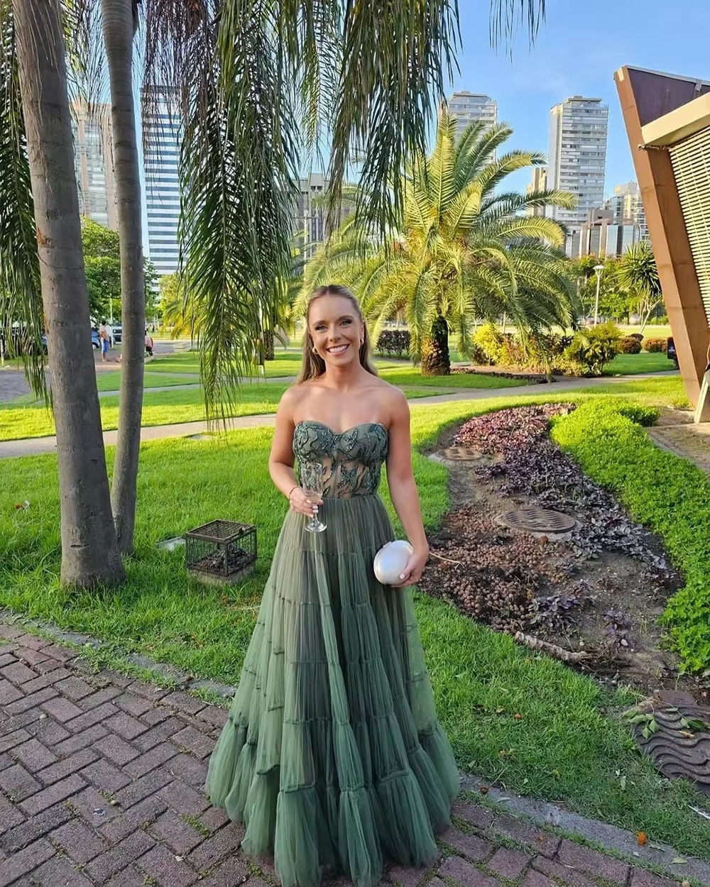 Customized Elegant Ball Dress Layered Chiffon A-line Lace Glitter Evening Dress Women's Graduation Ceremony Formal Party Dress