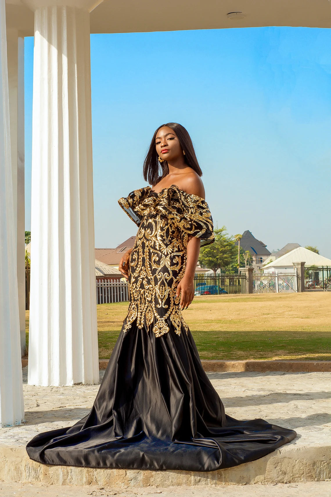 Black & Gold Evening Gown with Mermaid Train, Gold Dresses for Events, Elegant Off-Shoulder Black and Gold Mermaid Dress